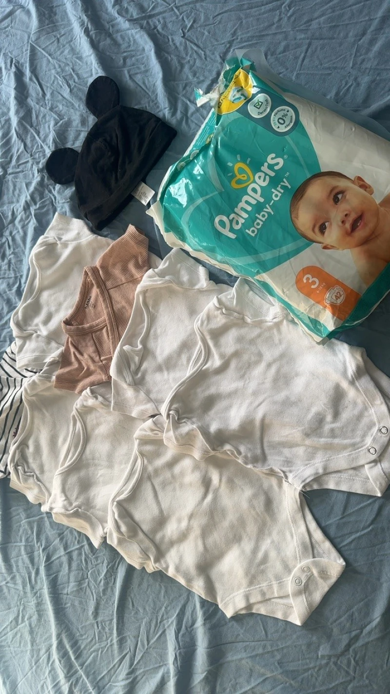 Rompers & bodys maat 62, 68 H&M, Kiabi, Pampers Goed