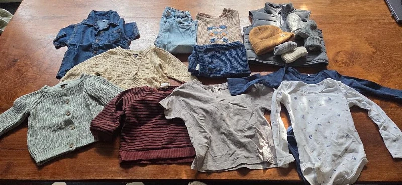 Jongen shirts maat 74, 80, 86 – H&M